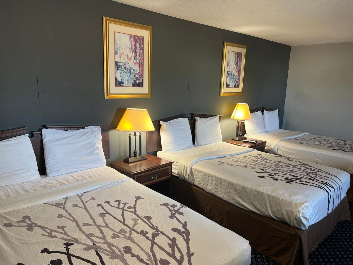 Greensburg Inn